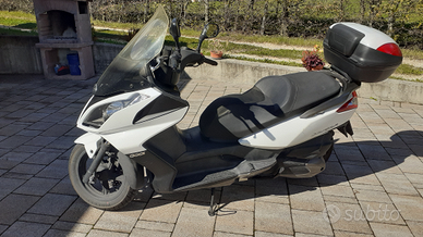 Kymco Downtown 300i