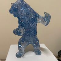 Scultura Bear Bubble Blue di Richard Orlinski