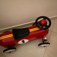 Gioco auto cavalcabile bambino Citta’ del Sole
