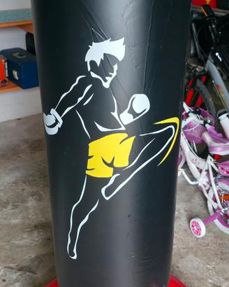 Sacco da boxe gonfiabile (+ guantoni) NUOVO