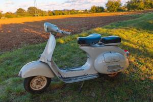 Vespa VNA 1T, 125, 1957, restaurata con patina ori