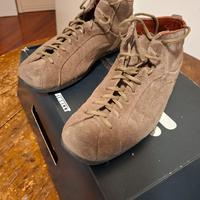 Scarpe Pirelli alte alla caviglia 