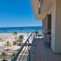 Appartamento di fronte al mare al centro di Roseto