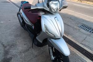 Beverly 350 ie