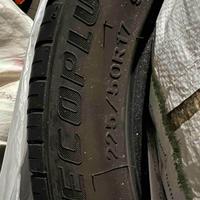 gomme 225 50 r 17 98 Y