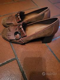 scarpe carinissime marroni con frange