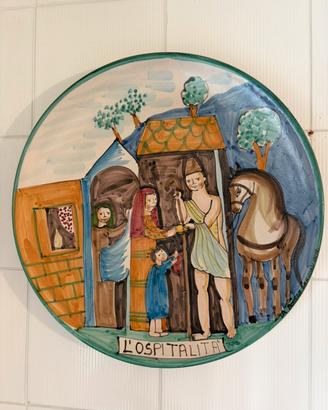 Piatto ceramica vietrese “l’ospitalita”