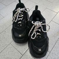 BALENCIAGA SNEAKERS TRIPLE S DA DONNA IN NERO