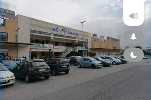 Locale Commerciale ,dentro polo Commerciale