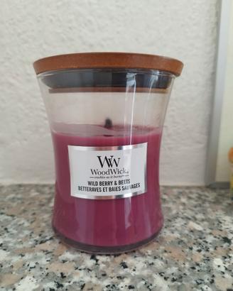 Candela Woodwich Wild Berry and Beets
