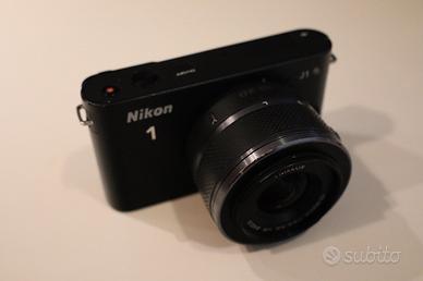 Nikon n1 con 2 obiettivi 