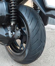 Pirelli Diablo rosso scooter 