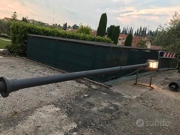 Palo illuminazione con lanterna artistica a LED