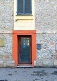 Immobile in asta di 147 m² con 1 locale a Canelli