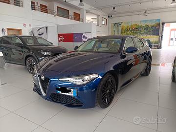 alfa Giulia 2.2 180cv