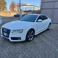 AUDI A5 2.0 TDI F.AP. Ambiente S-LINE
