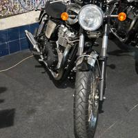 Triumph Bonneville T100 SPECIAL