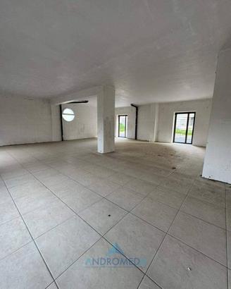 Immobile di 235 m² a Sant'Arpino