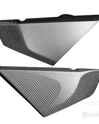 Fianchetti sotto serbatoio carbonio scrambler