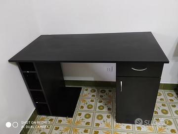 scrivania homcom, pari al nuovo