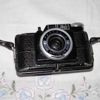 Macchina fotografica vintage Ferrania
