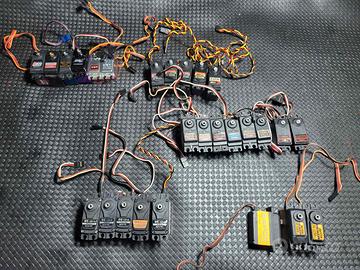 Servi vari tra cui Hitec/Sanwa/Orion/ Ace racing/