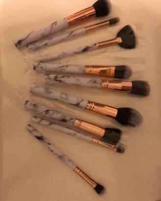 Set pennelli trucco