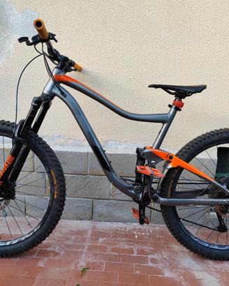 Giant Trance 27.5

taglia L