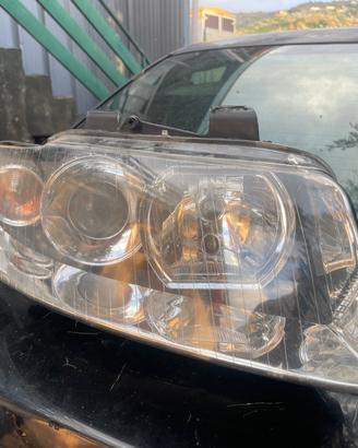 Faro lato passeggero audi a4 b6