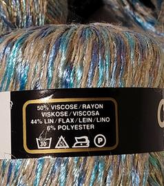 Cinque gomitoli di filato lino e viscosa