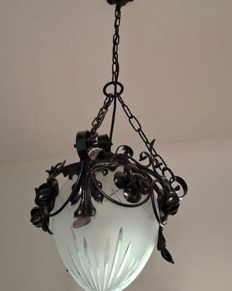 Lampadario d'epoca a pigna in stile Liberty