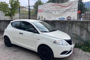 Lancia Ypsilon 1.2 69 CV 5 porte S&S Gold+Blocksha