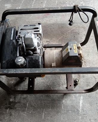 trattore 2 Generatori uno piccolo con 2.5 e lal10