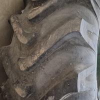 Mietitrebbia, ruote di scorta