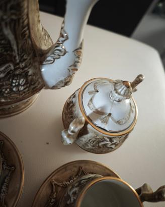 Servizio da caffe in ceramica Capidimonte anni 70