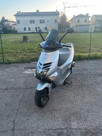 Aprilia Leonardo 125