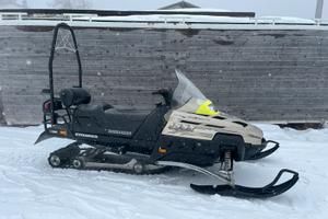 Motoslitta BRP Lynx 1000