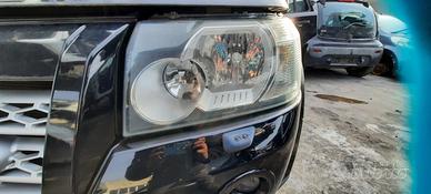 LAND ROVER FREELANDER 2 ANNO 2008 - FARO ANTERIORE
