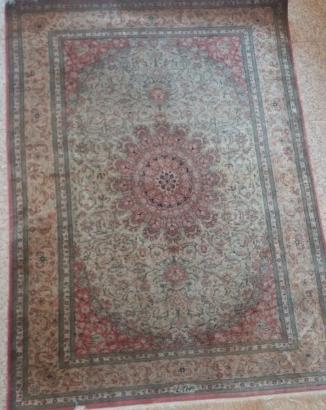 Tappeto persiano seta Qum 70 raj firmato 108x158
