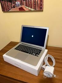 MacBook Air 13 A1466 (2015)
