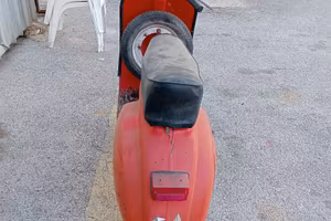 Piaggio Vespa 50 Special (V5B3)