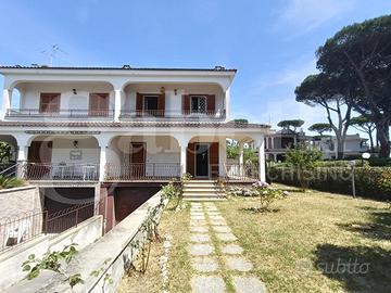 Villa bifamiliare Anzio [Via degli OliviVRG]