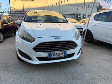 Ford Fiesta 1.5 TDCi 75CV 5 porte Titanium