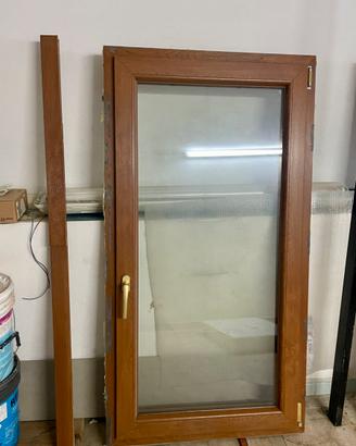 1 FINESTRA IN PVC 3 guarnizioni