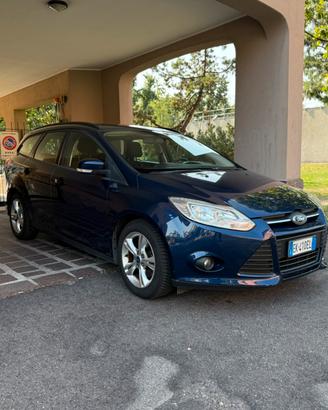 Ford focus 1.6 benzina km 82.000