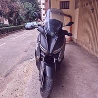 Yamaha XMAX-300 ABS