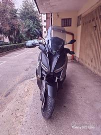Yamaha XMAX-300 ABS