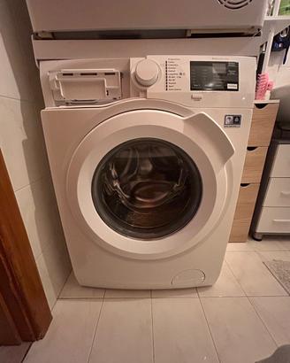 Lavatrice AEG Pro Sense 1-8kg