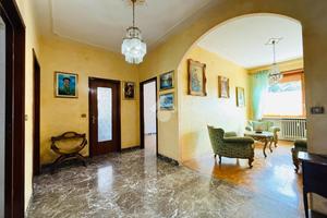 4 LOCALI A RIVOLI