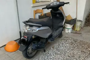Piaggio fly 50 4t
